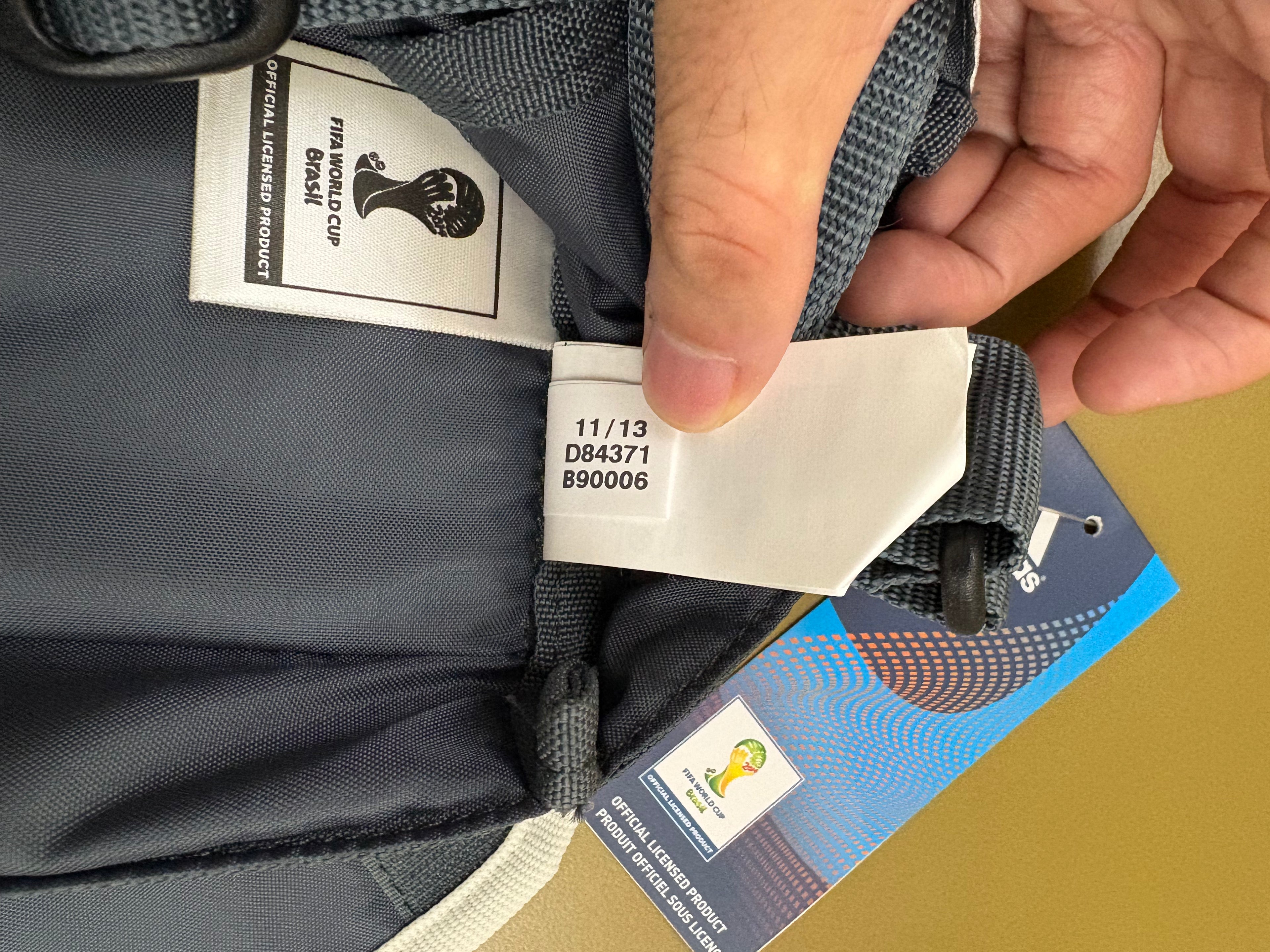 Mochila adidas Brasil 2014