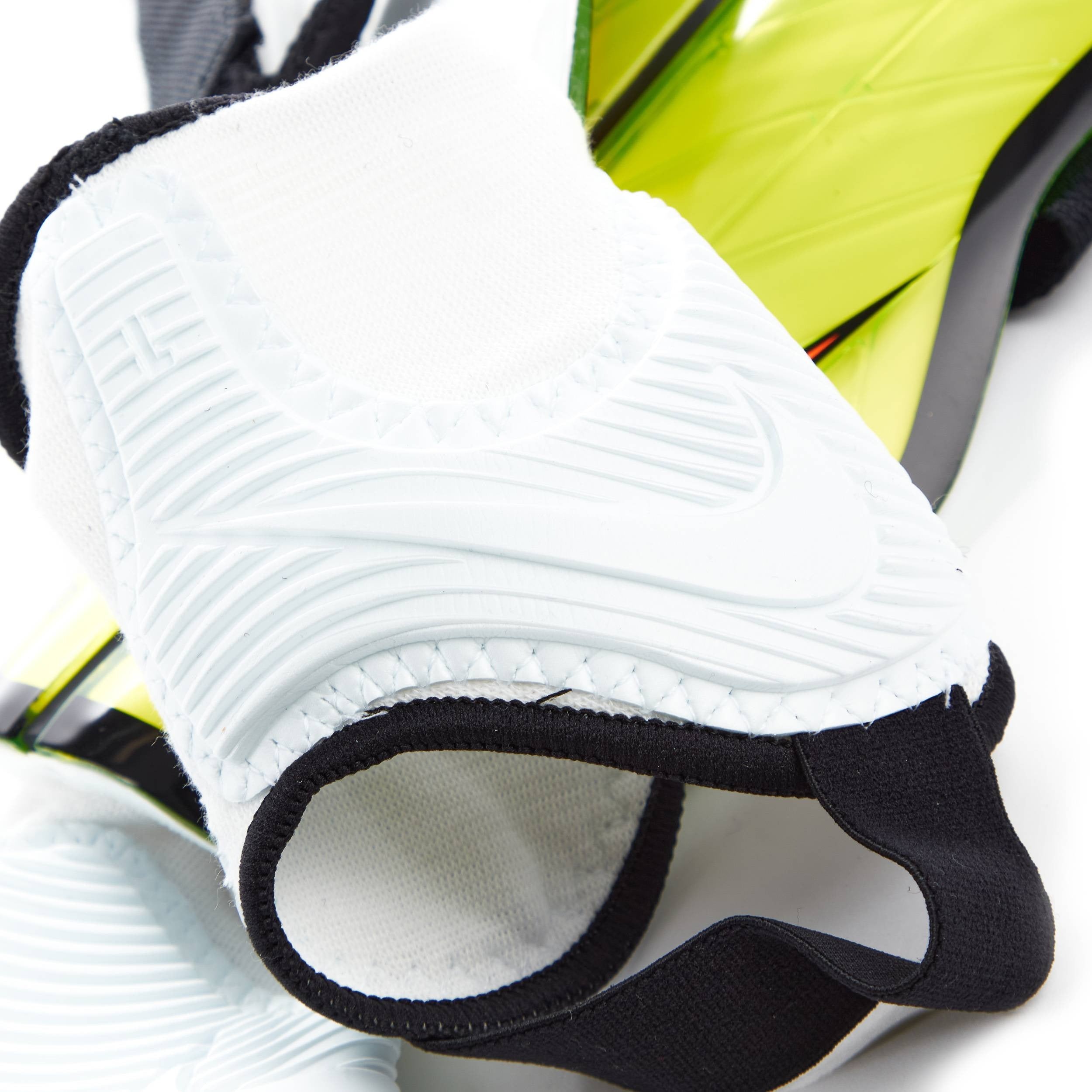 Espinilleras Nike Protegga Flex