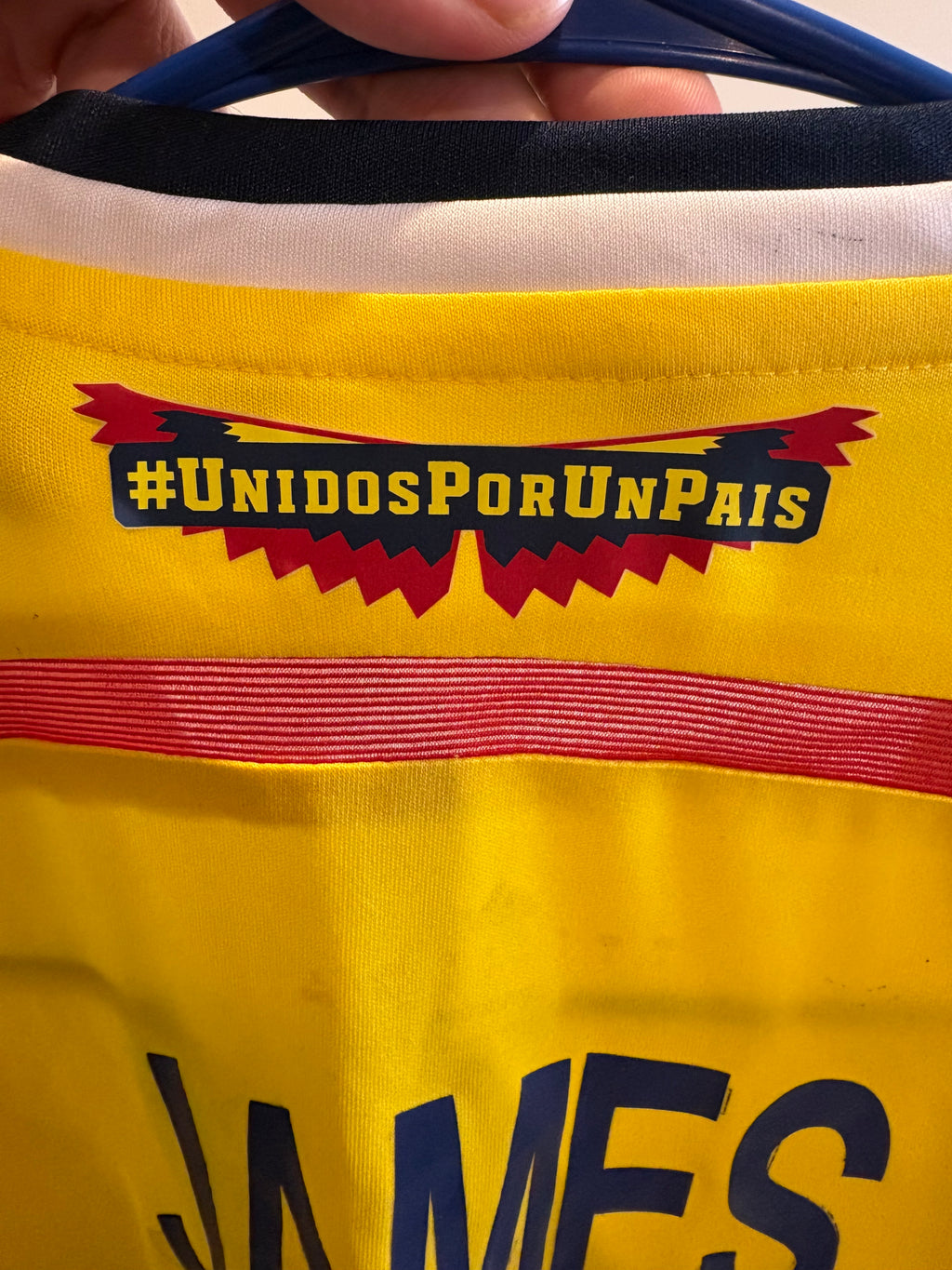 Jersey local Selección Nacional de Colombia 2014/15