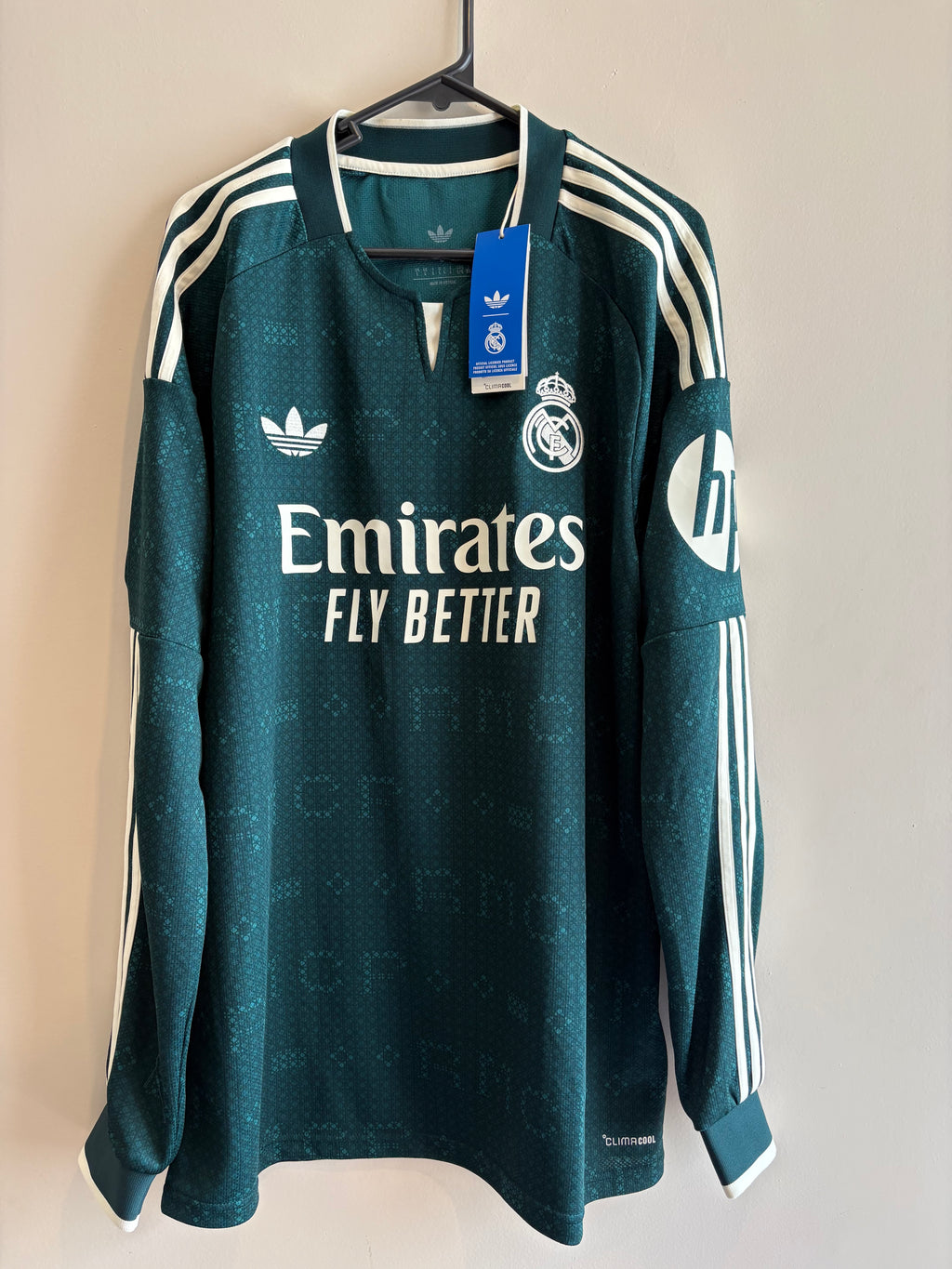 Jersey visitante Real Madrid 2025/26  MANGA LARGA