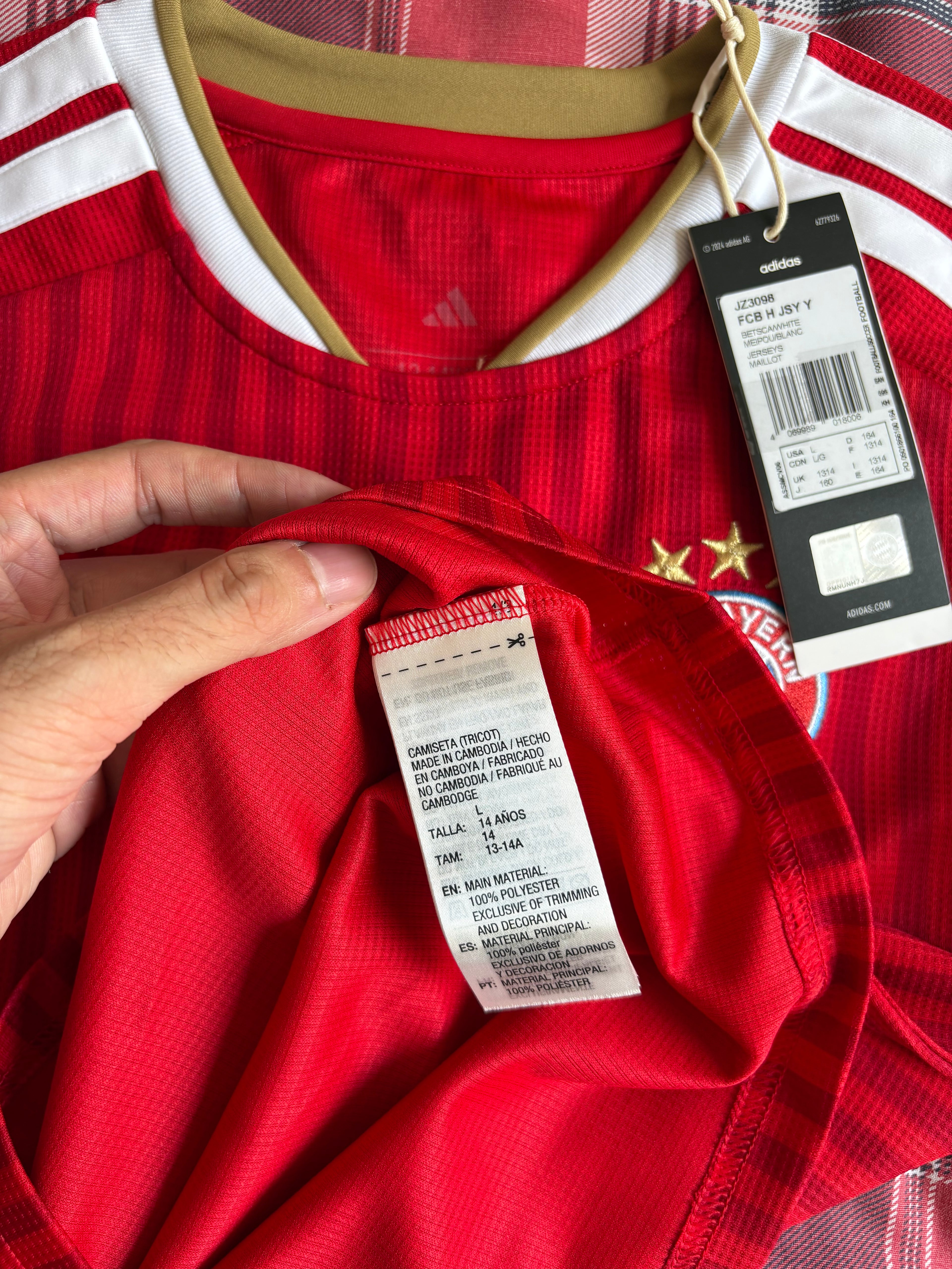 Jersey local FC Bayern Munich 26/27 (PARA NIÑOS)