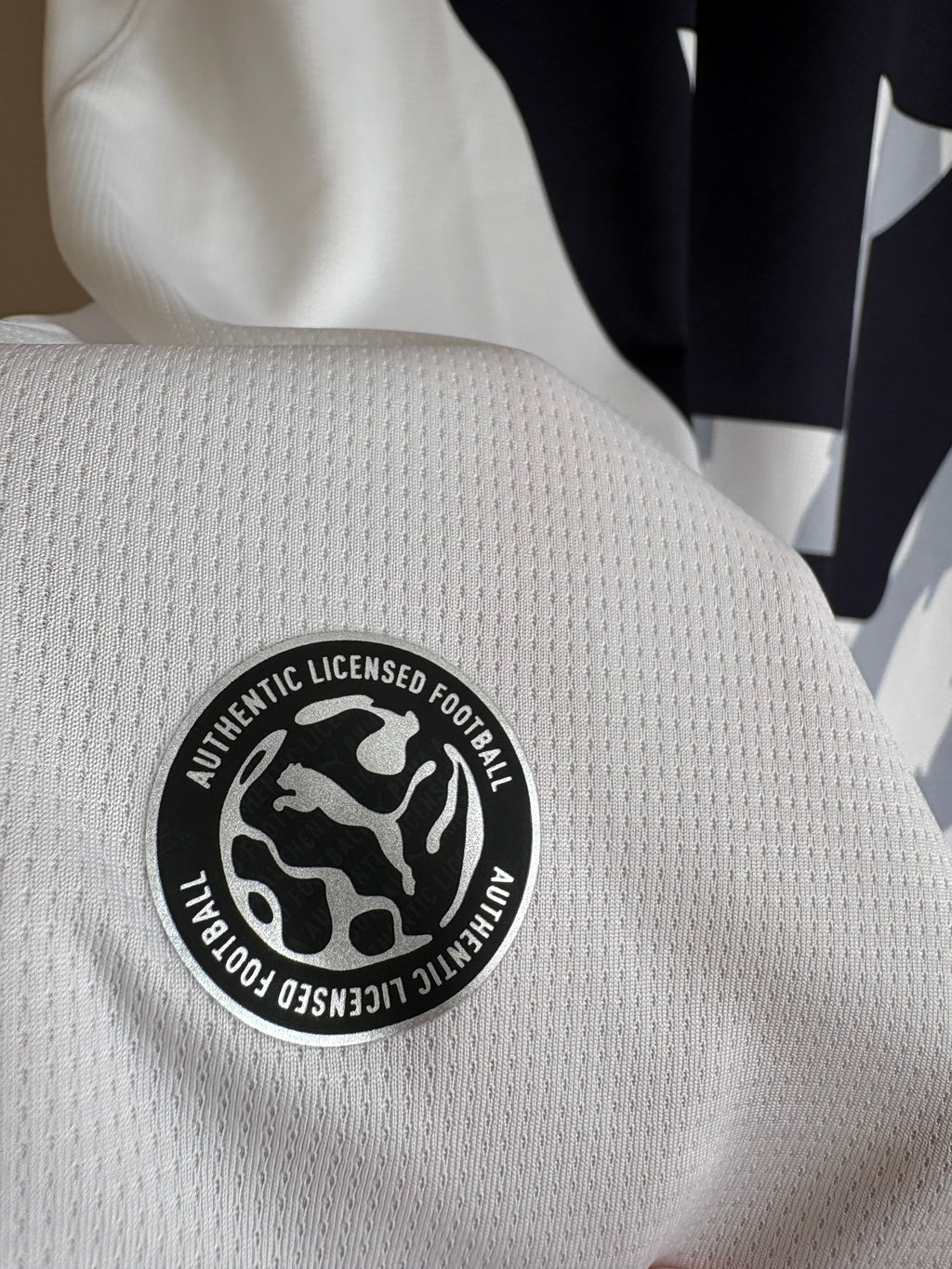 Jersey visitante Pumas UNAM 2026/27