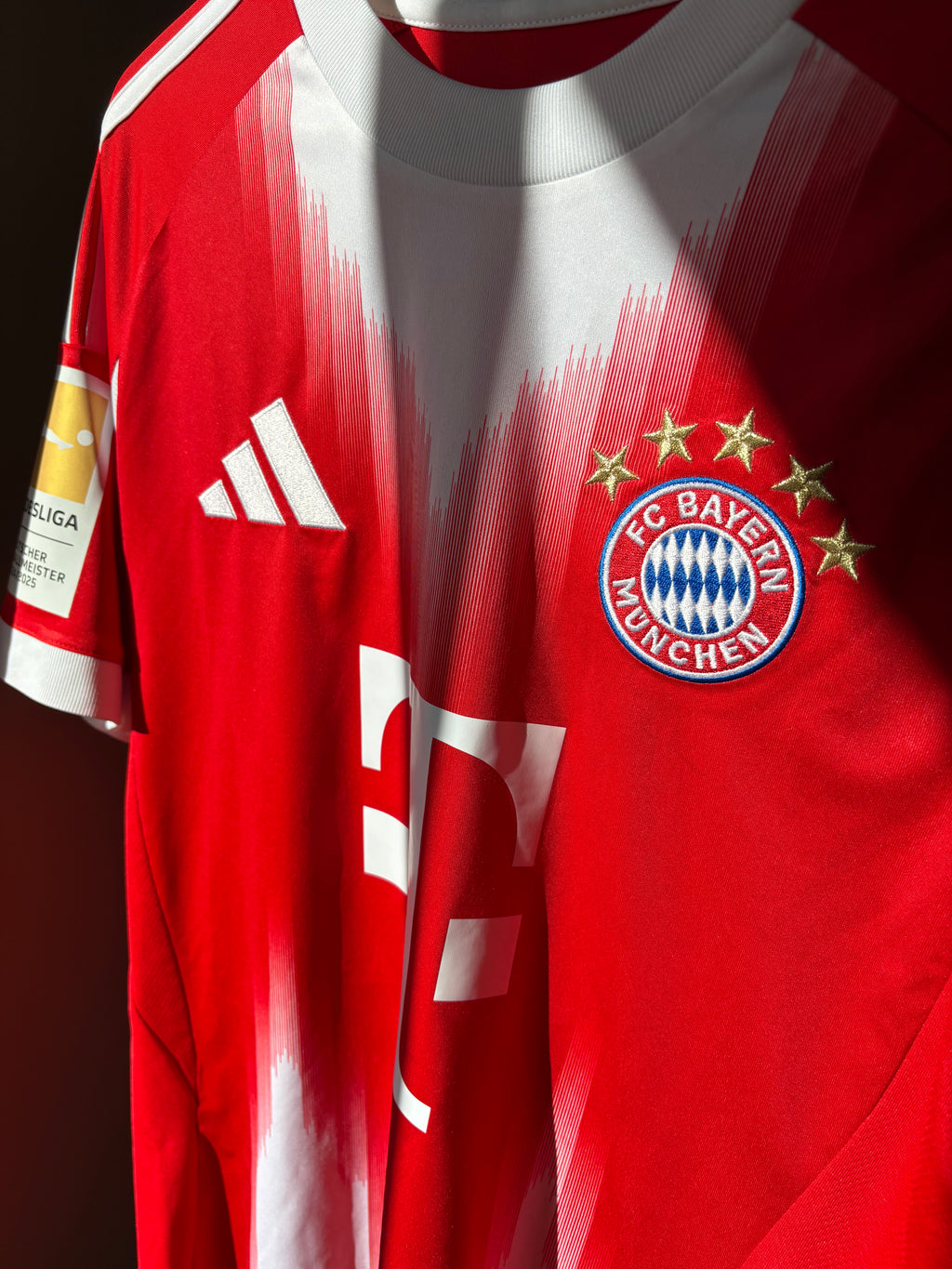 Jersey local 25/26 Bayern Munich (KANE)