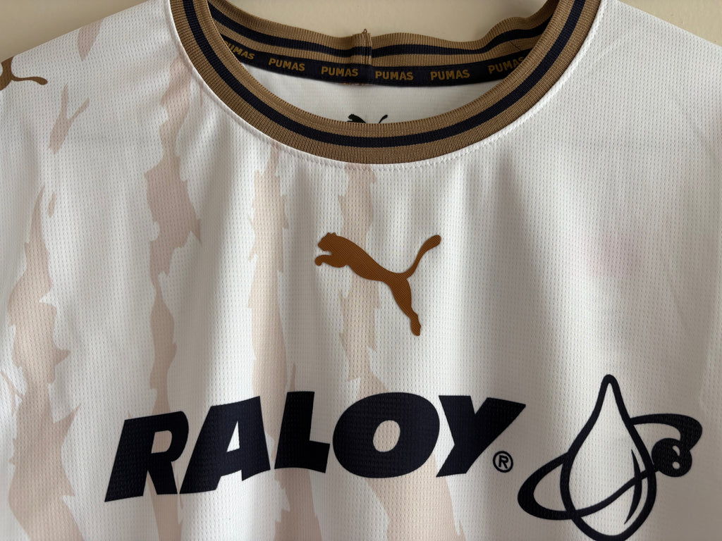 Jersey visitante Pumas UNAM 2026/27