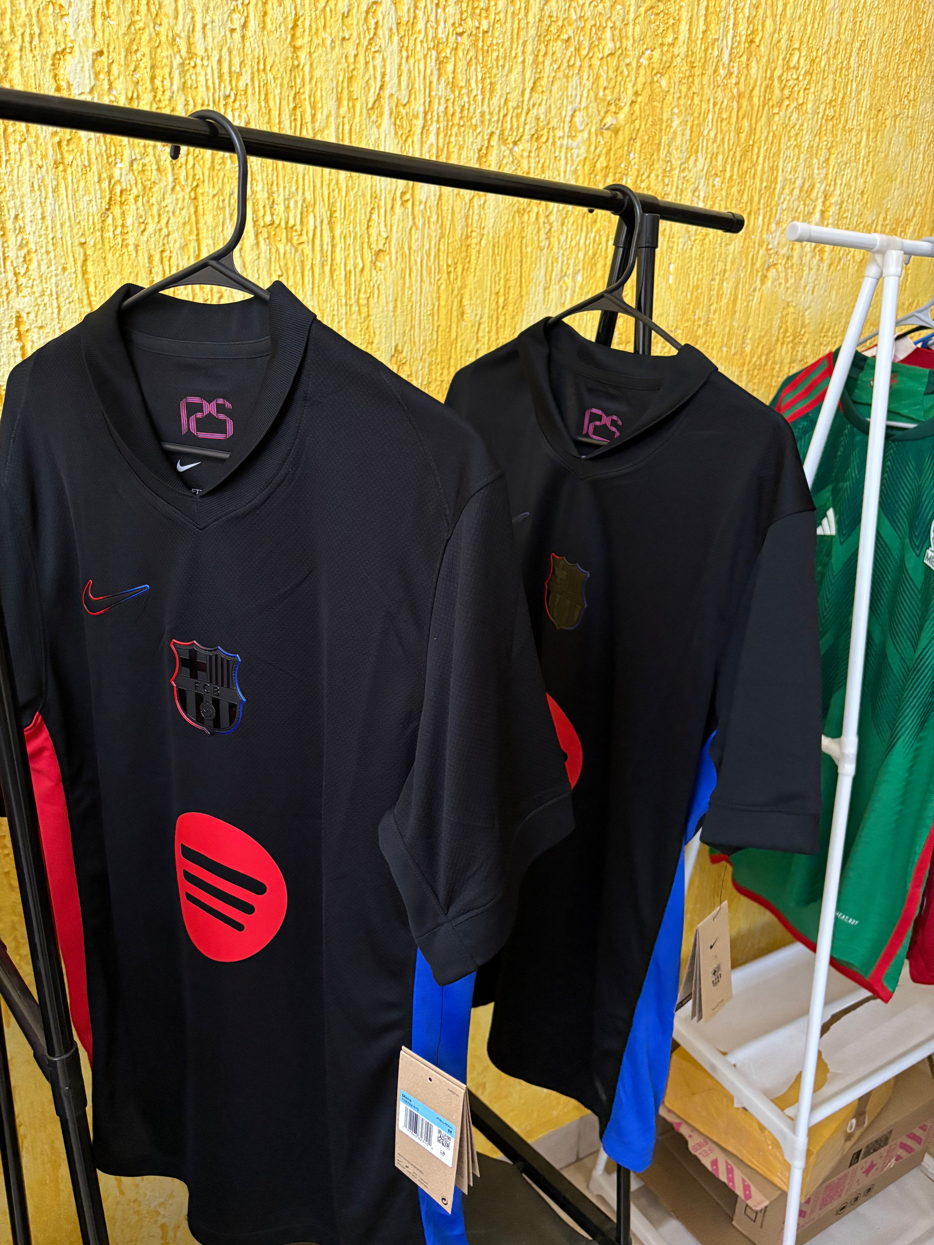 Jersey visita FC Barcelona 24/25