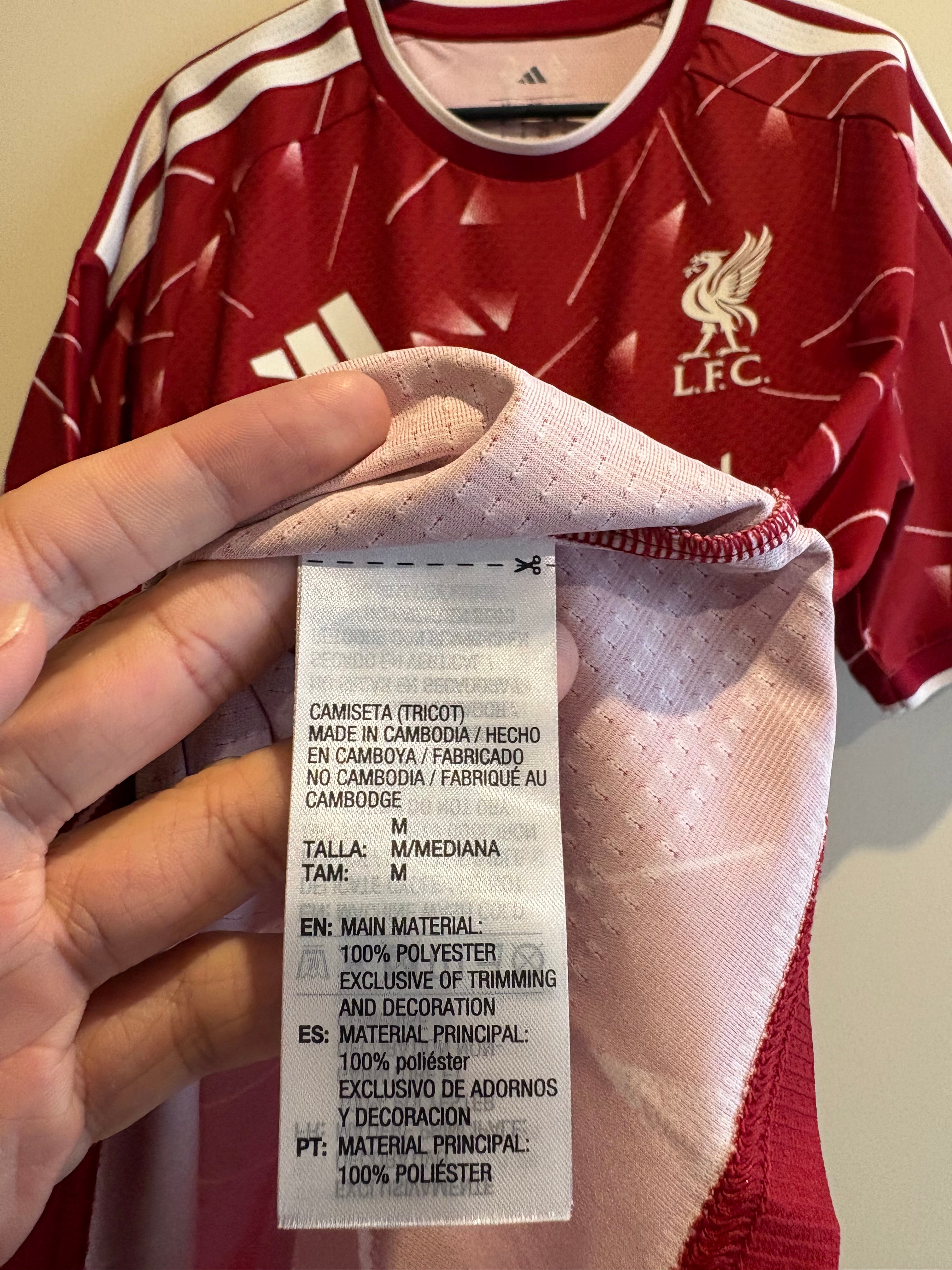 Jersey local Liverpool FC 26/27