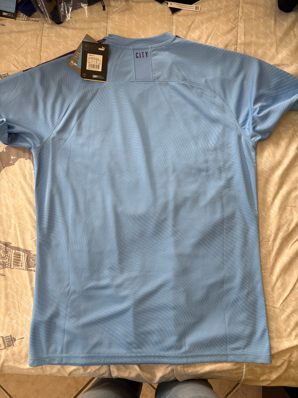 Jersey local 19/20 Manchester city