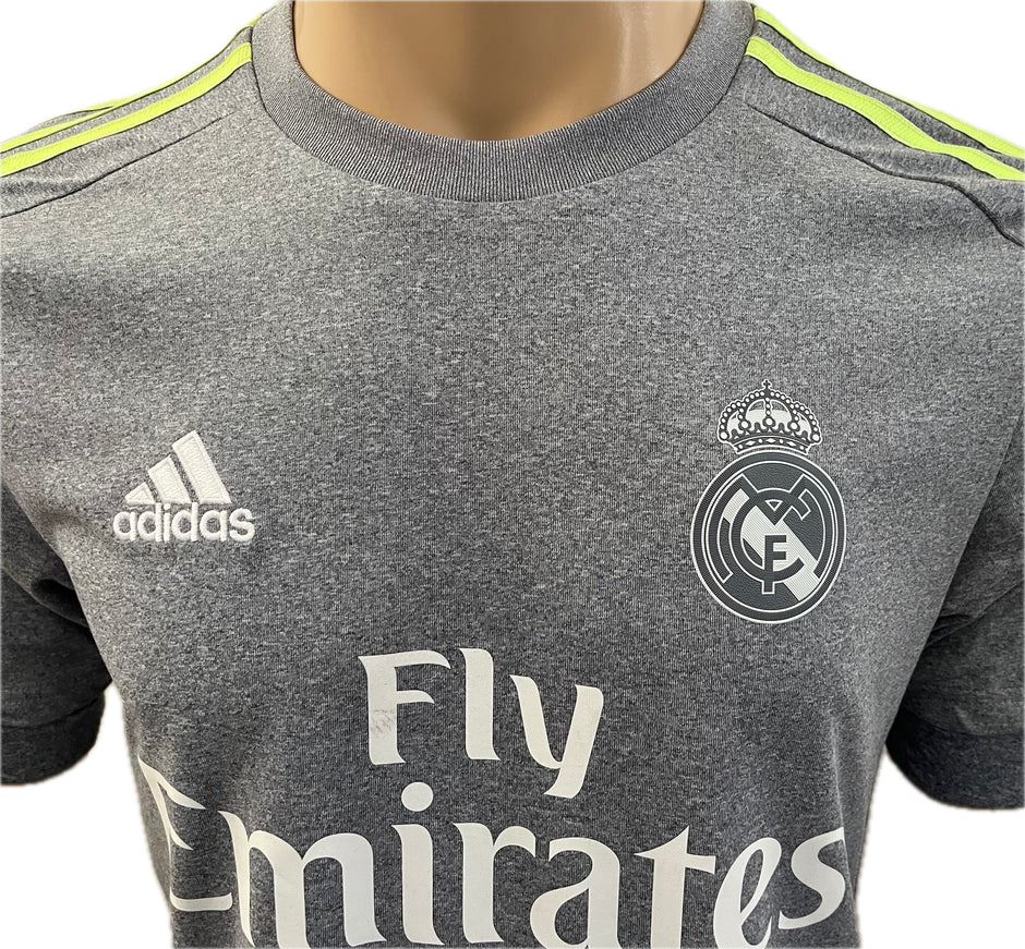 Jersey de visitante del Real Madrid