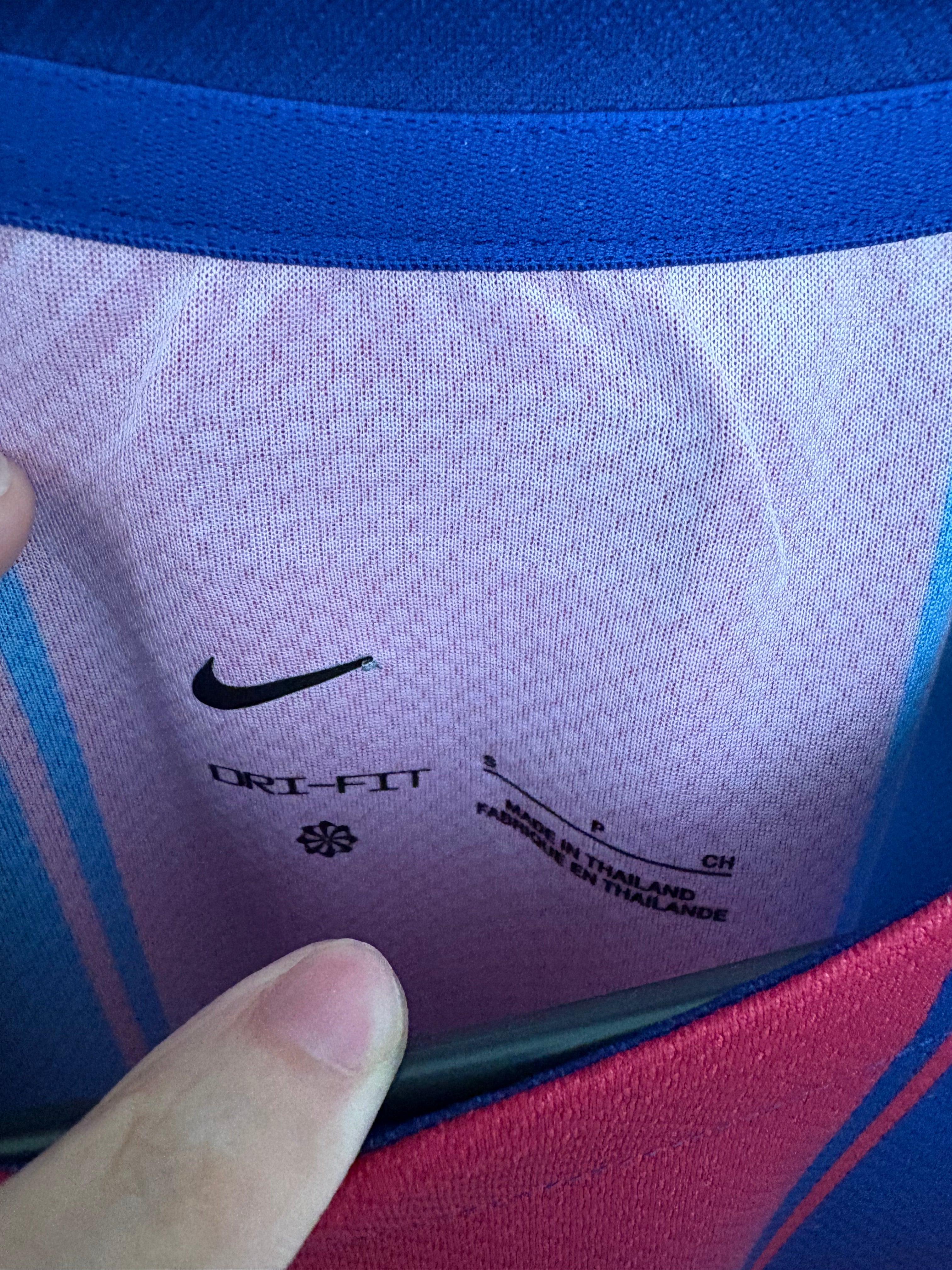 Jersey local FC Barcelona 25/26 (PEDRI)