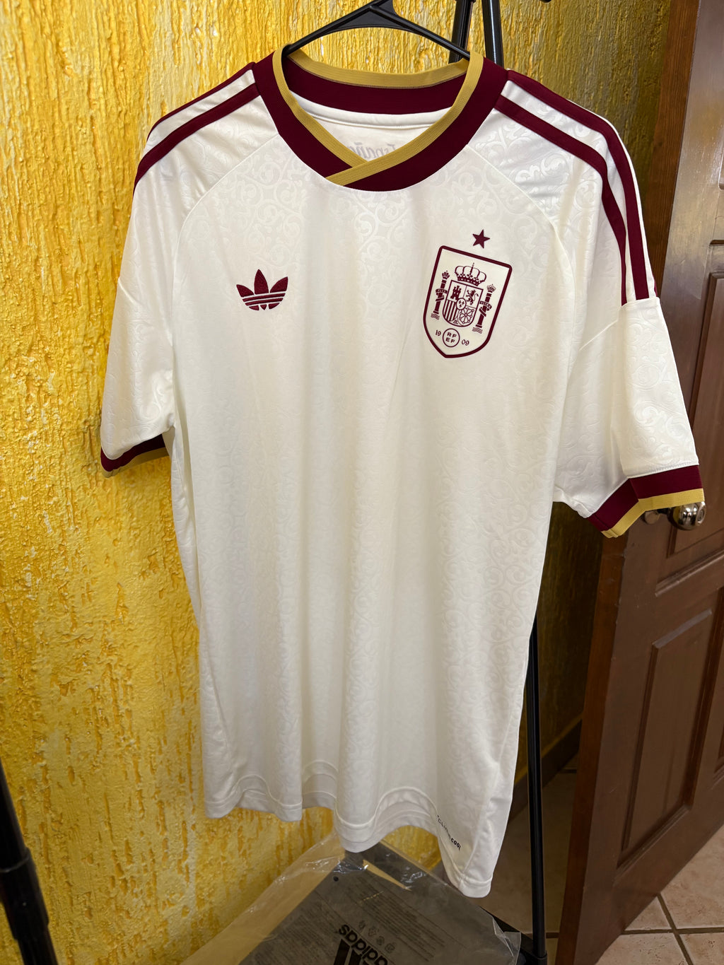 Jersey visita Seleccion Nacional de España 2026