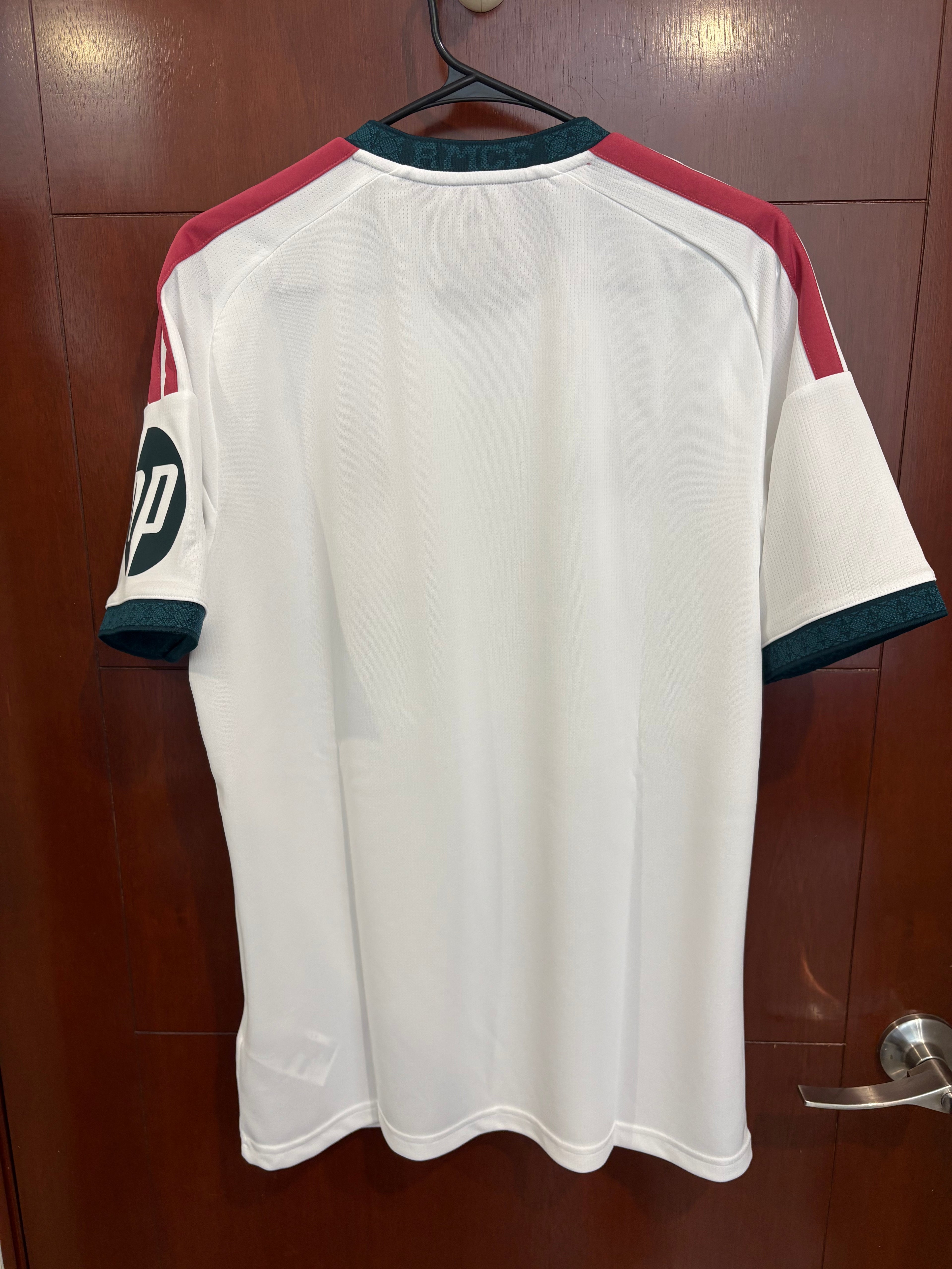 Jersey local Real Madrid 26/27