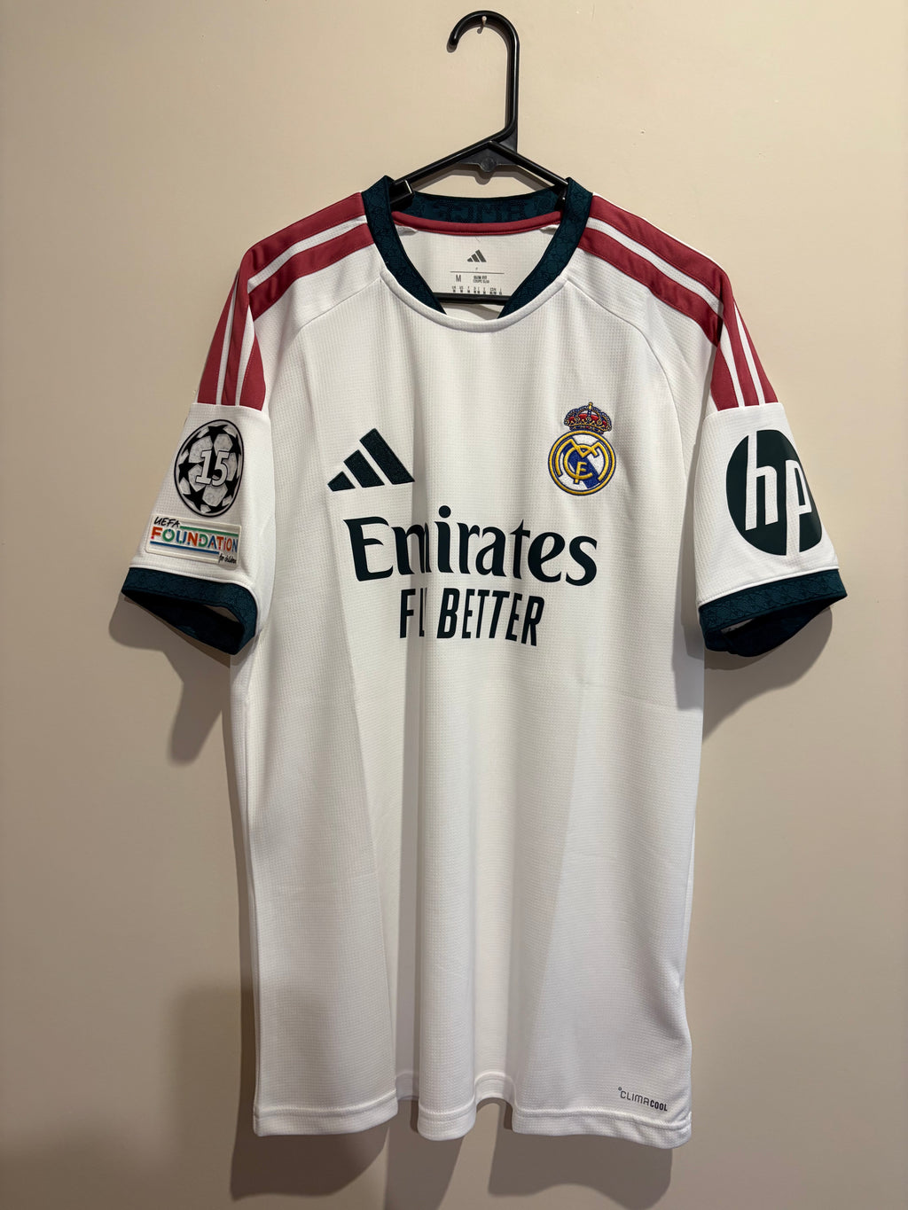 Jersey local Real Madrid 26/27 Champions League.