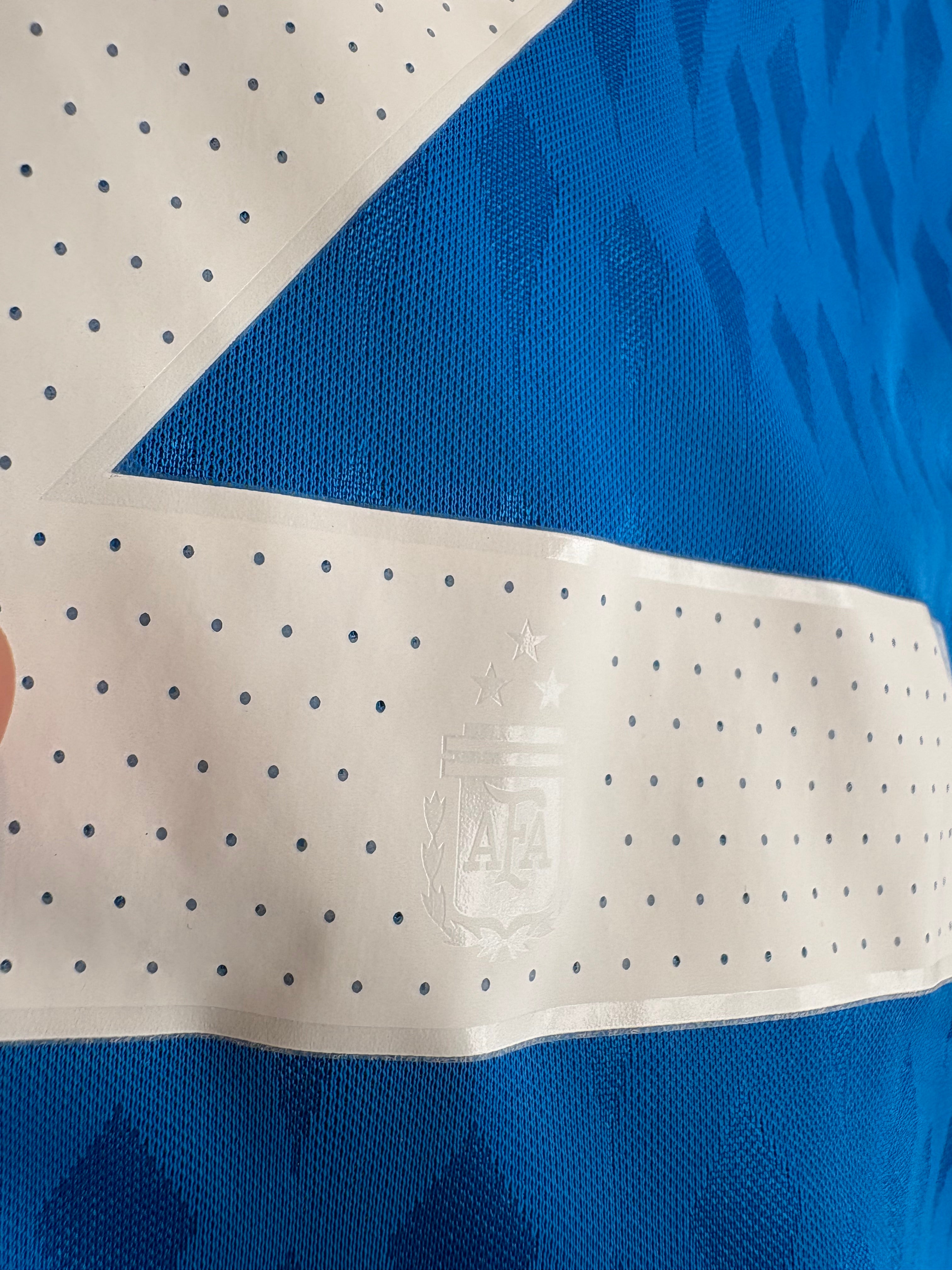 JERSEY DE PORTERO SELECCION NACIONAL DE ARGENTINA DIBU MARTINEZ