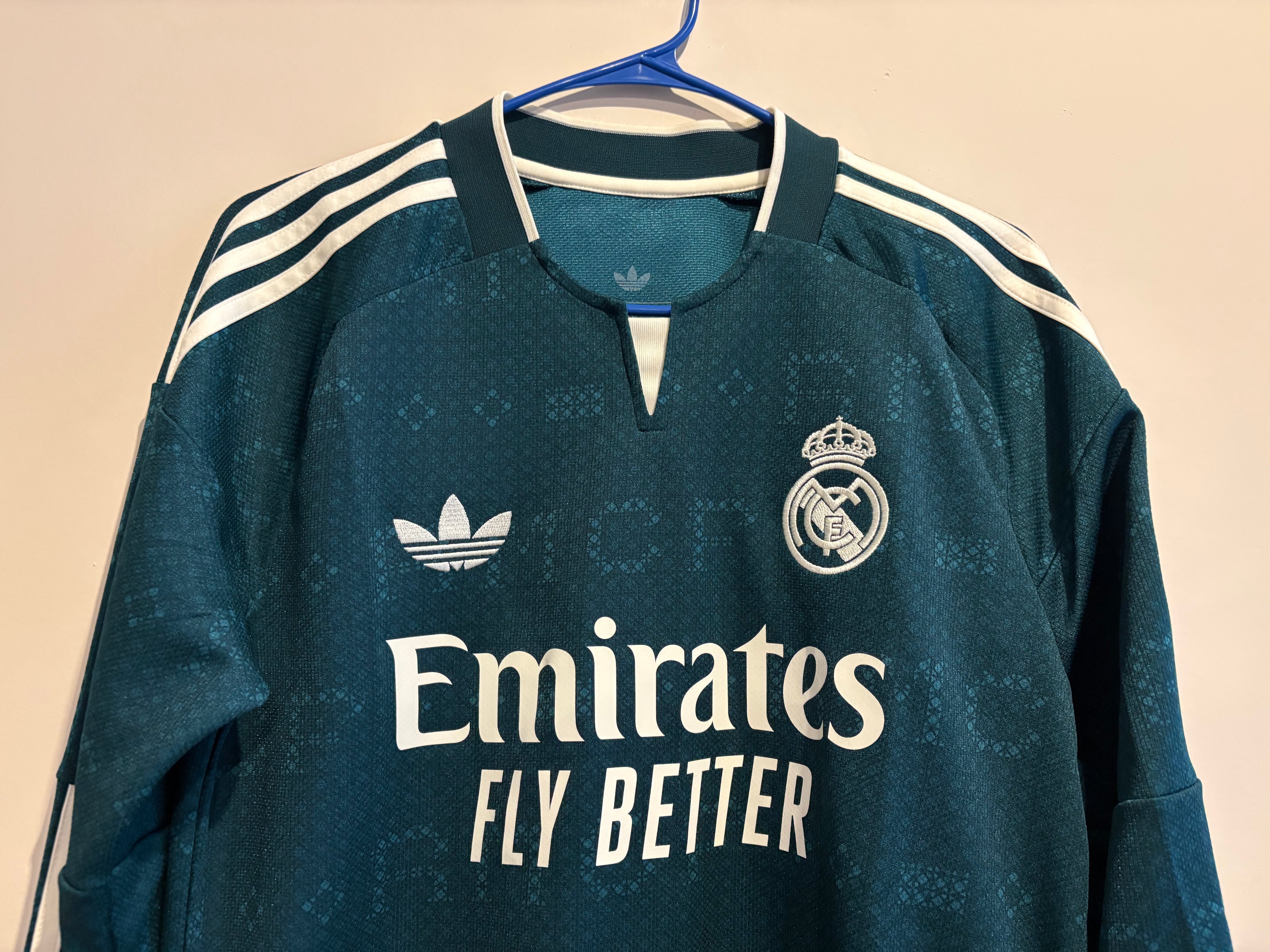 Jersey visitante Real Madrid 2025/26  MANGA LARGA