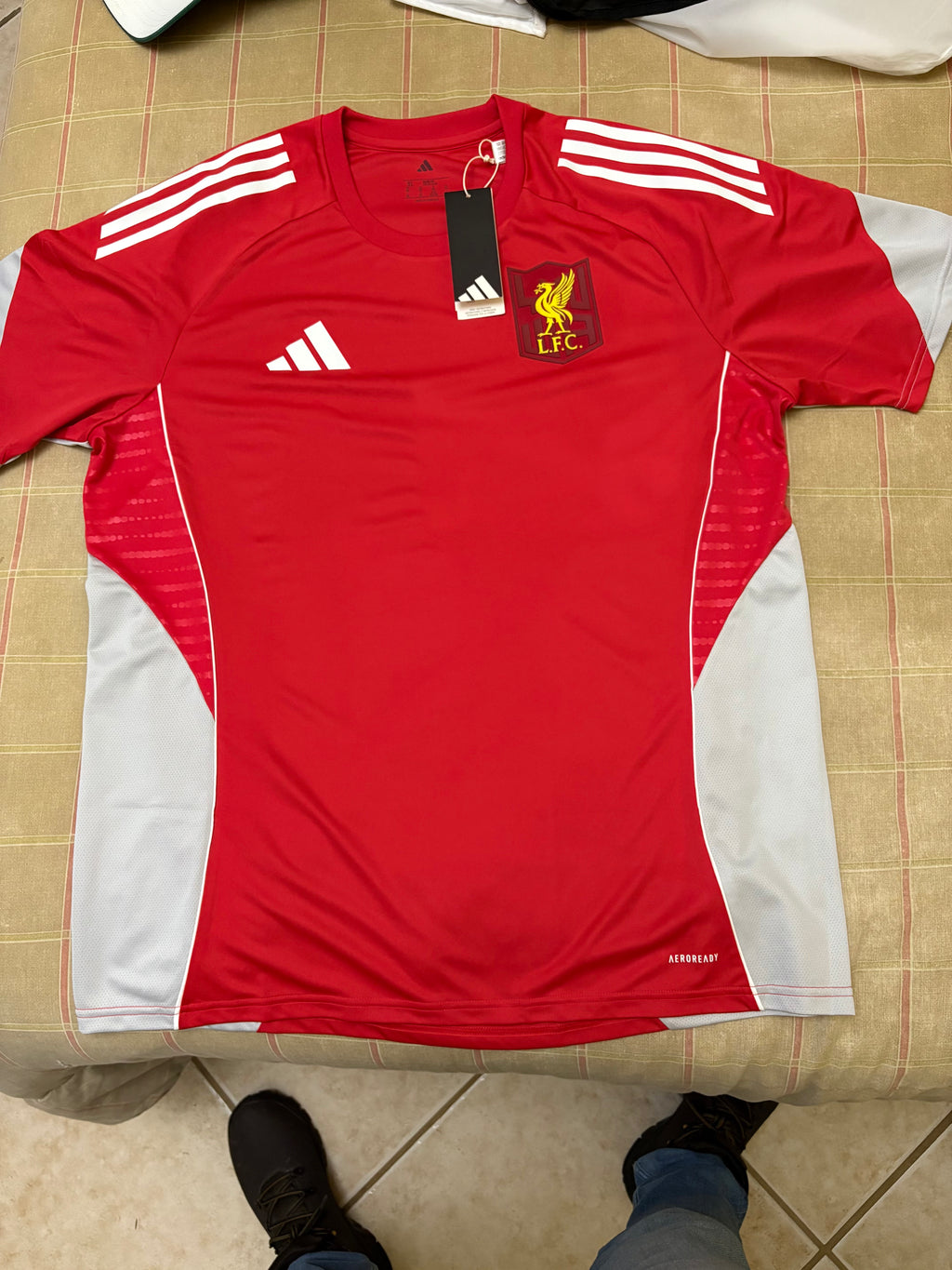 Jersey de entrenamiento adidas Futbol Tiro 25 Competition (CON ESCUDO LIVERPOOL FC APLICADO)