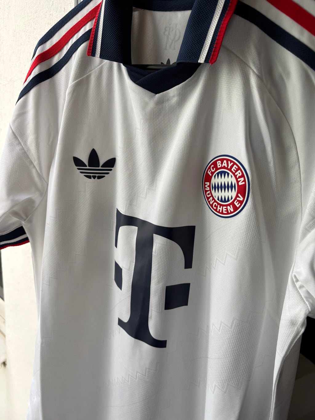 Jersey visitante Bayern Munich 2026/27