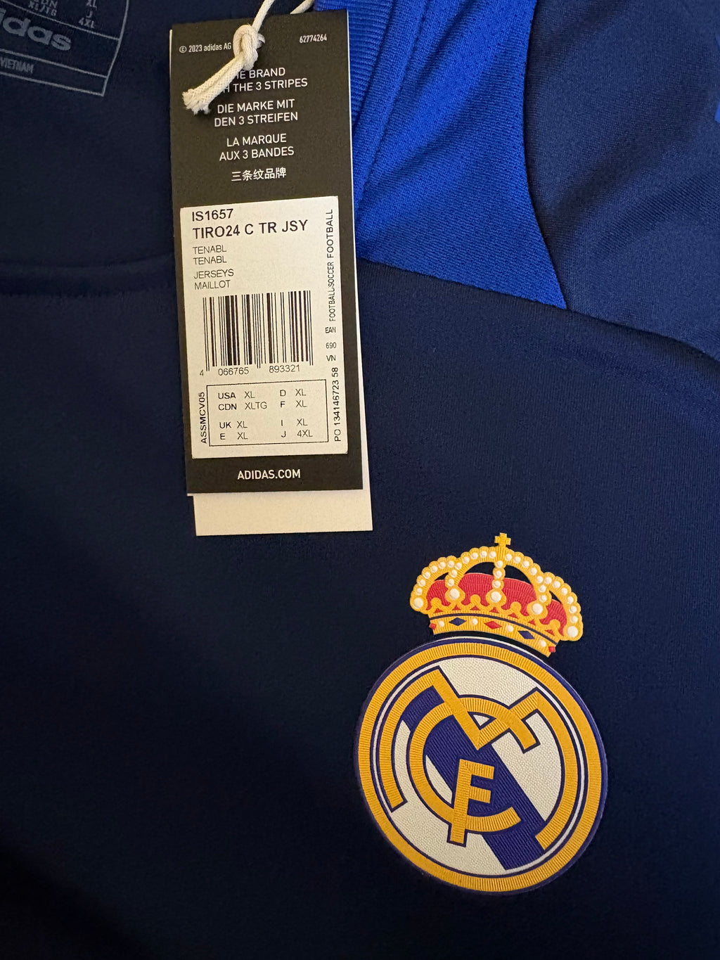 Jersey de entrenamiento Adidas Tiro 24 Competition (CON ESCUDO DEL REAL MADRID APLICADO)