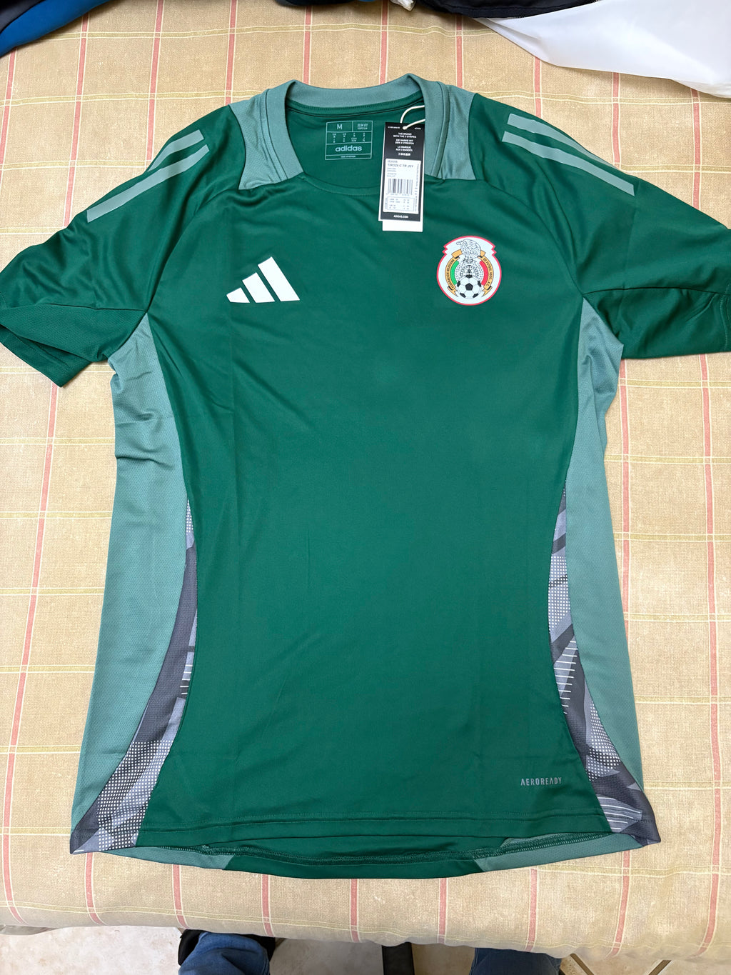 Jersey de entrenamiento Tiro 24 Competition (CON ESCUDO SELECCIÓN NACIONAL DE MÉXICO APLICADO)