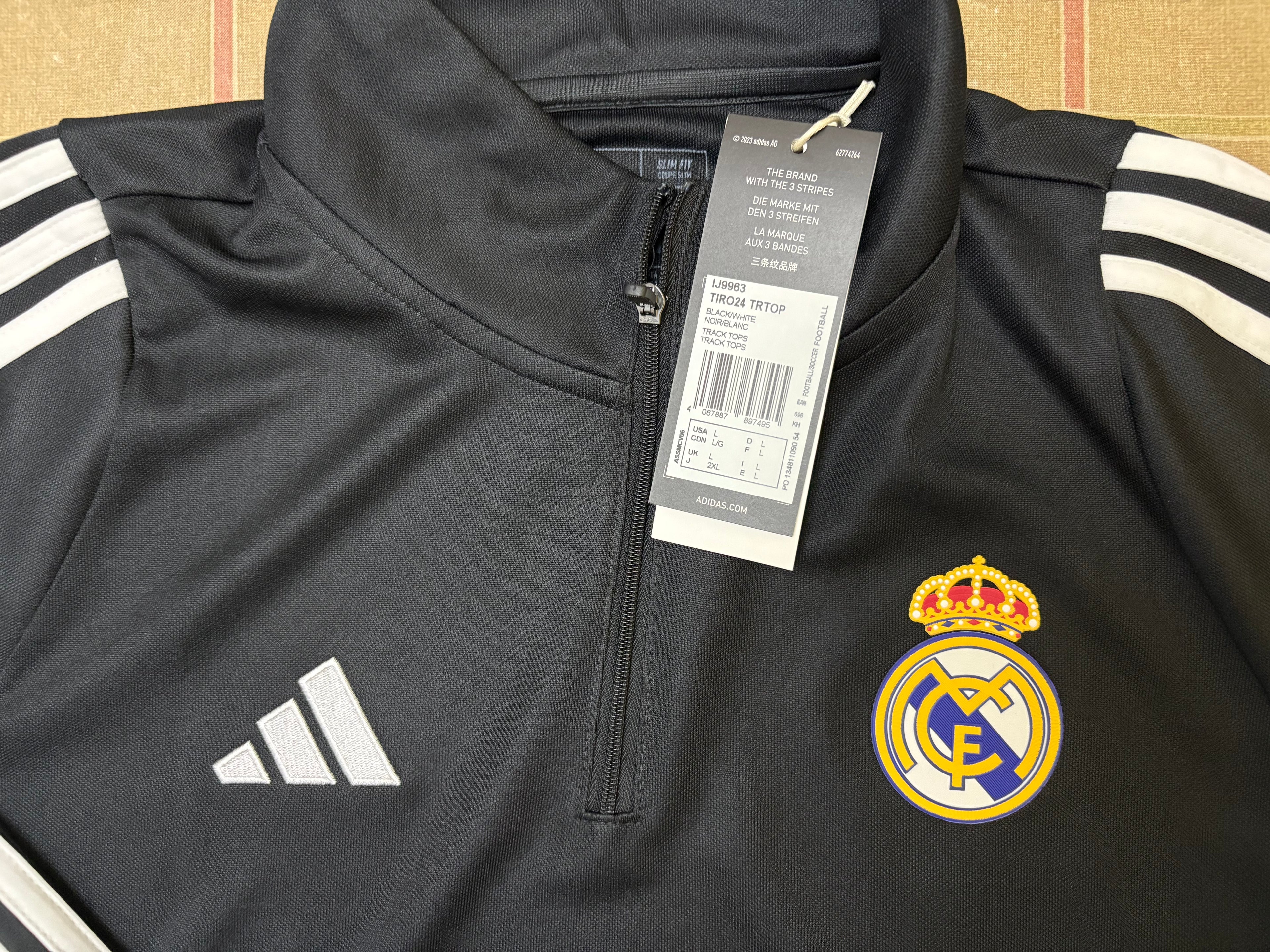 Sudadera de entrenamiento Adidas Tiro 24 (CON ESCUDO DEL REAL MADRID APLICADO)