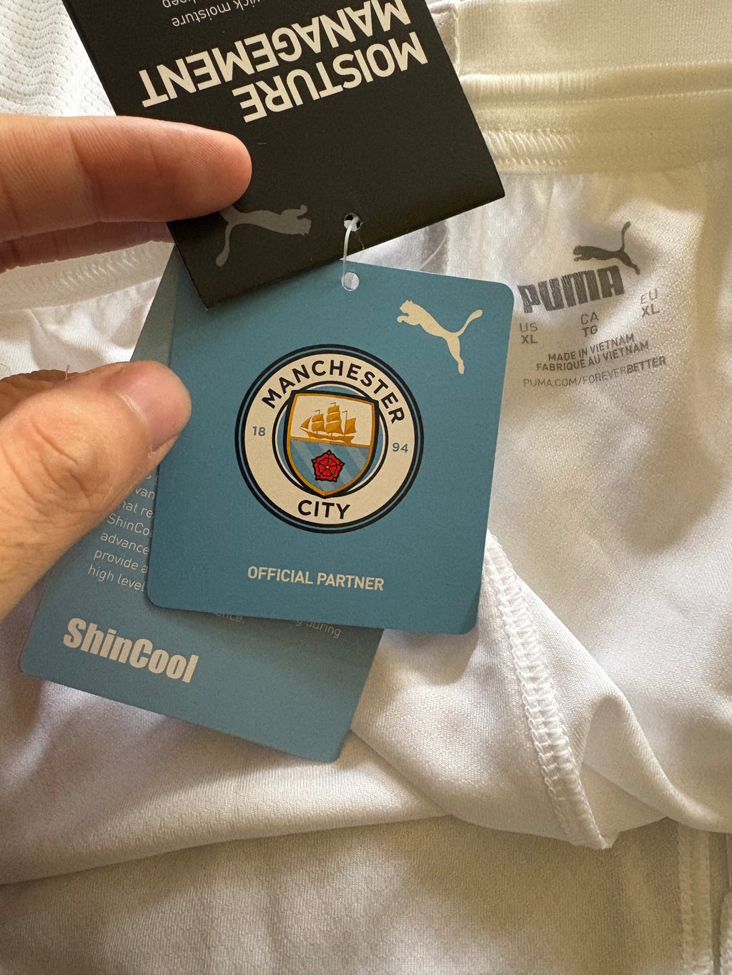 Shorts local versión jugador Manchester City