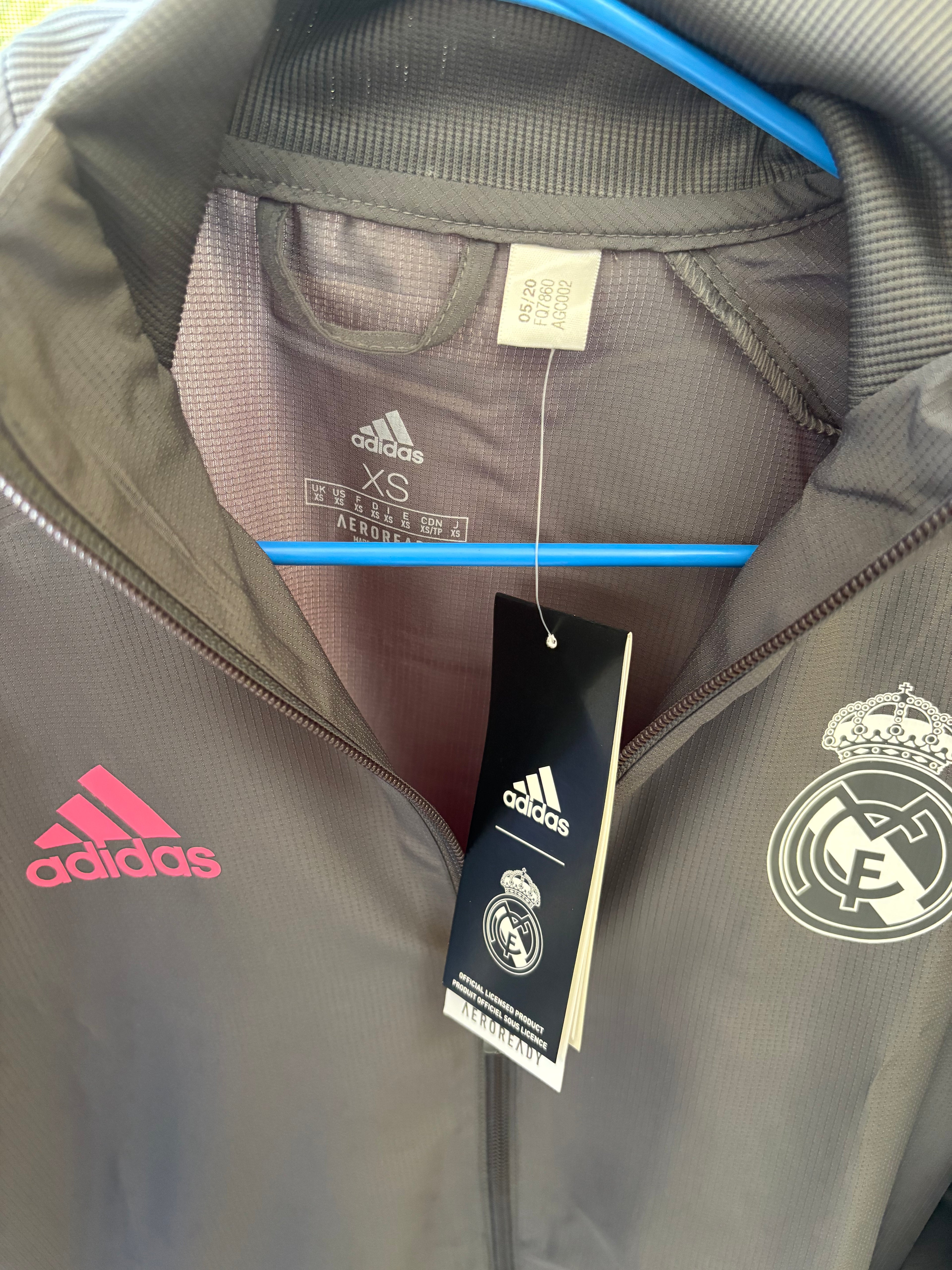 Chamarra con cierre completo Real Madrid (PARA NIÑOS)