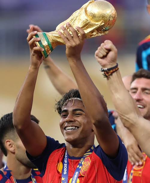 Jersey local FC Barcelona 26/27 LAMINE YAMAL CHAMPIONS LEAGUE
