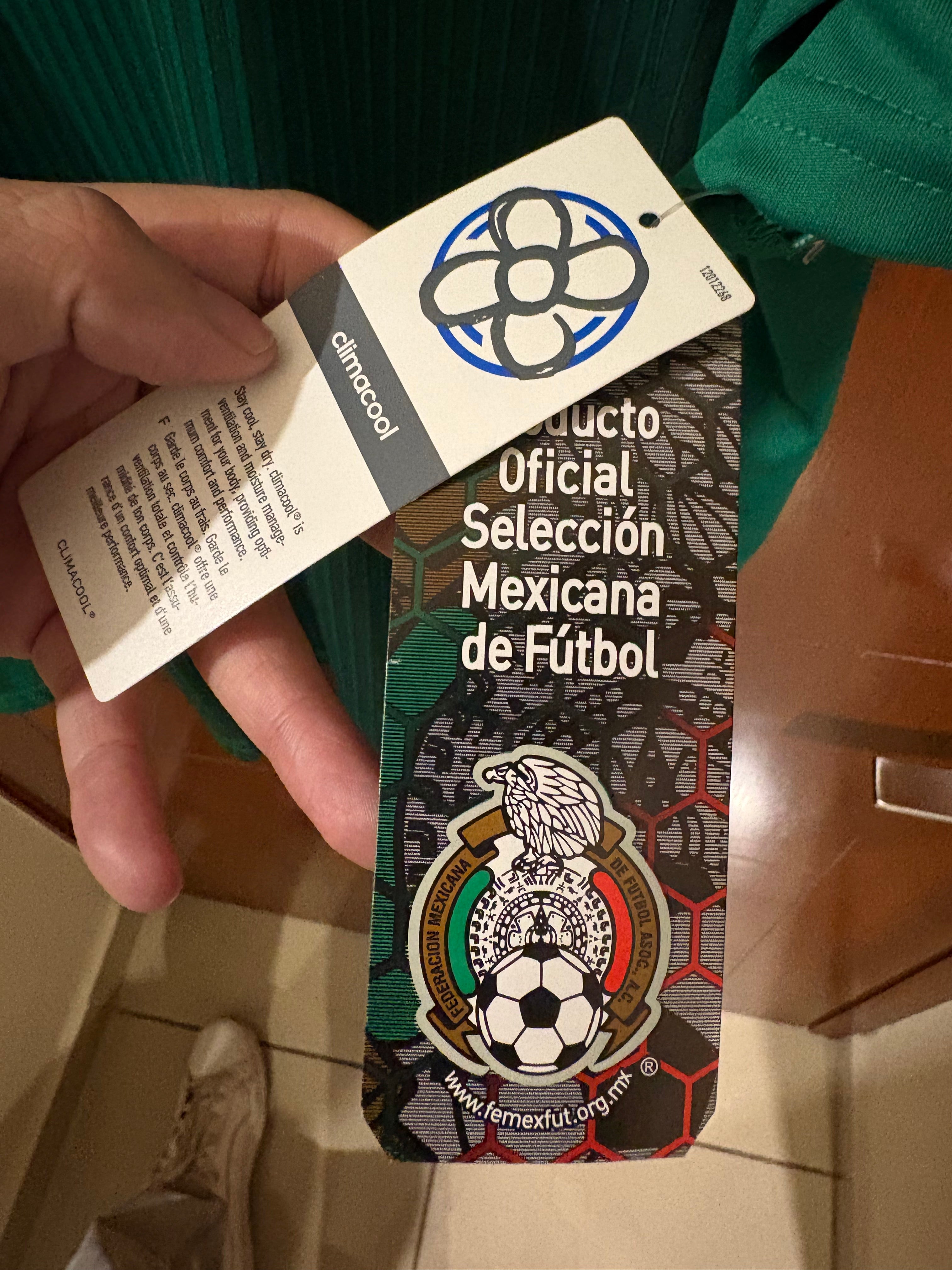 Jersey local Selección Nacional de México 2014