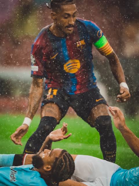 Jersey local FC Barcelona 26/27 RAPHINHA FAN