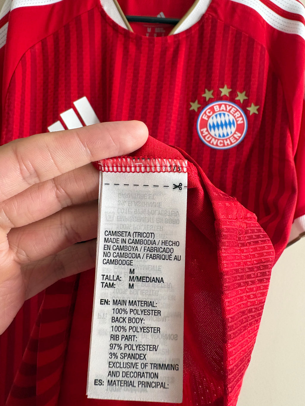 Jersey local FC Bayern Munich 26/27