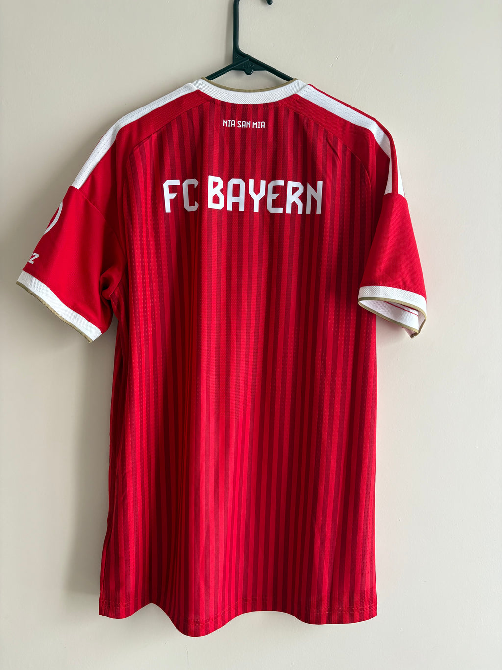 Jersey local FC Bayern Munich 26/27