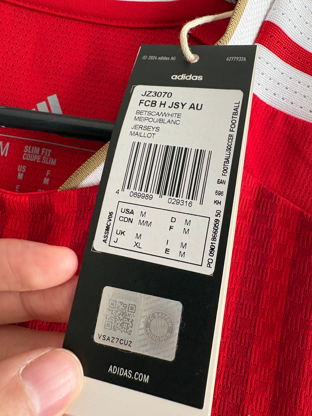 Jersey local FC Bayern Munich 26/27