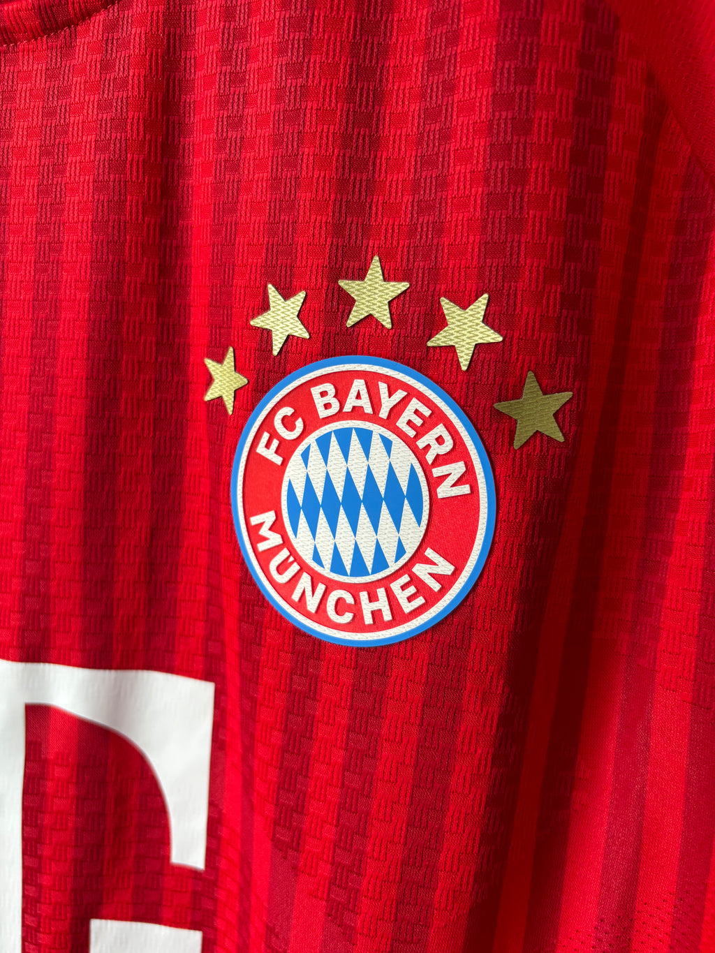 Jersey local FC Bayern Munich 26/27
