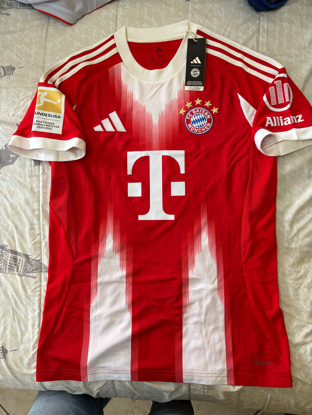 Jersey local 25/26 Bayern Munich (KANE)