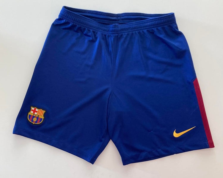 Shorts local FC Barcelona B